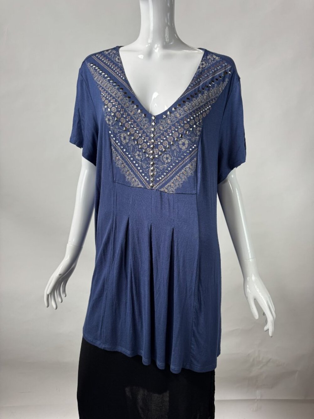 Style & Co Womens 1X Blue Embellished Tunic Top Rayon Blend